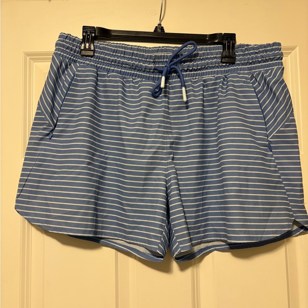 All in Motion Striped Shorts Size: L